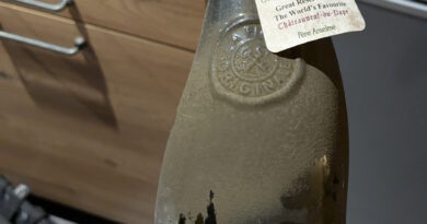 6 La fiole du Pape - Père Anselme Brotte
