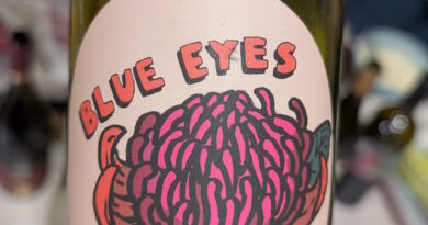 04 - Blue Eyes (2021) - Worlds Apart Wines